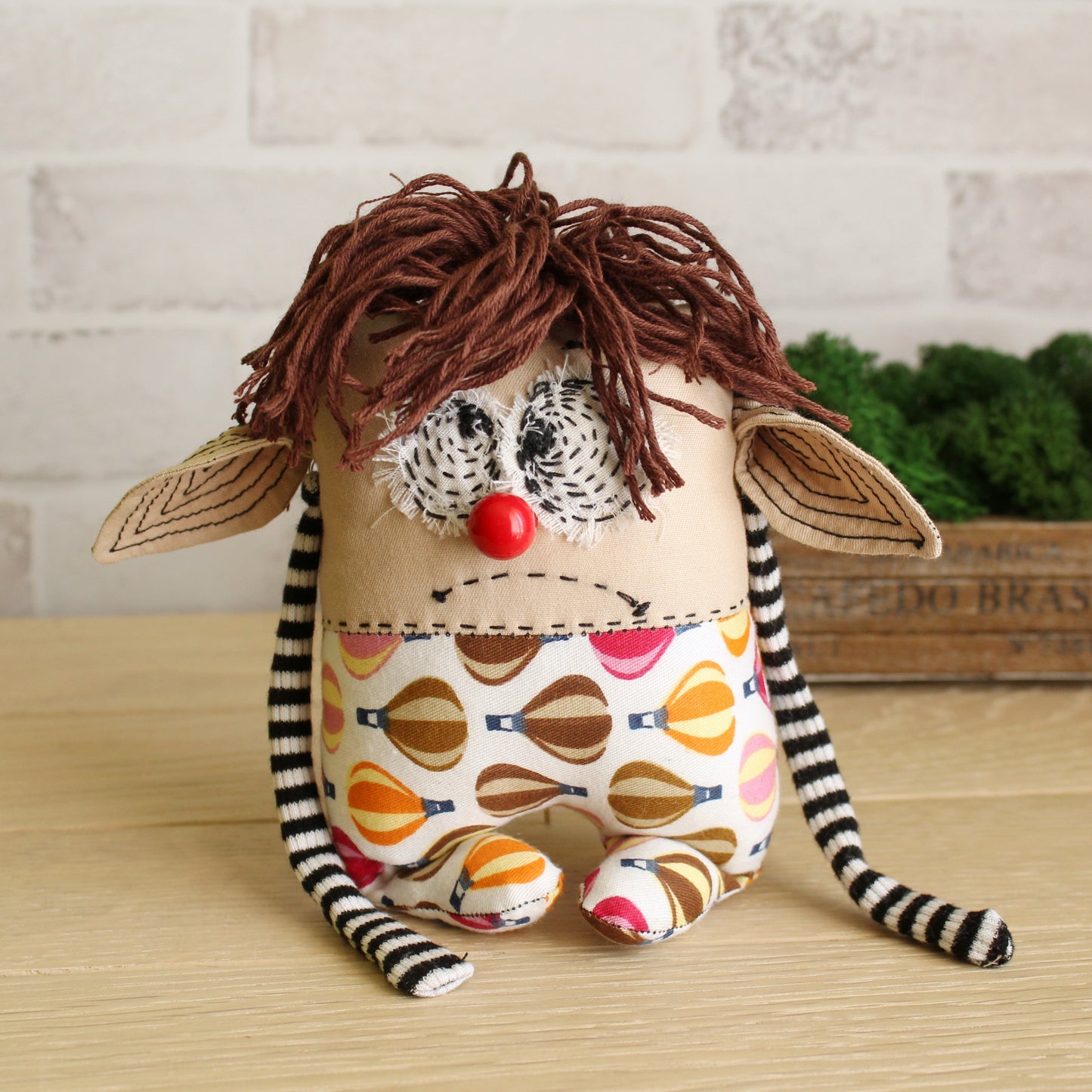 DJECO - DIY - Create - Sweet Night - 5 worry dolls - Little Zebra