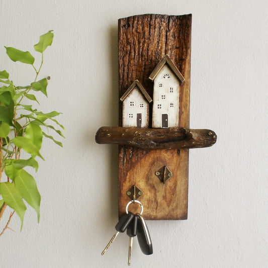 Key Holder for Wall from Reclaimed Wood, Key Rack Vertical