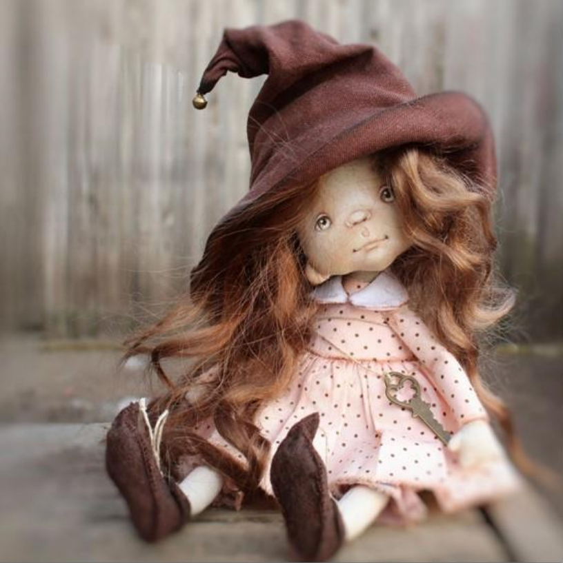 Mini witch hat sewing tutorial